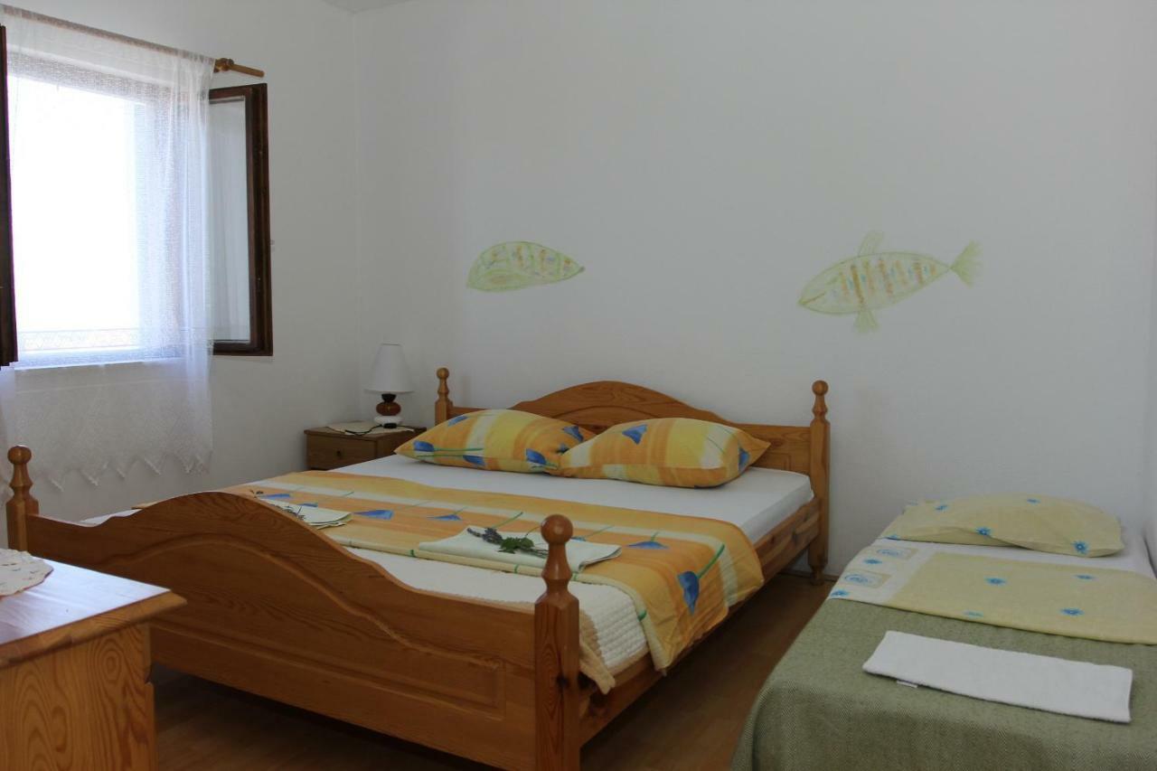 Apartmani Vesna Supetar Εξωτερικό φωτογραφία