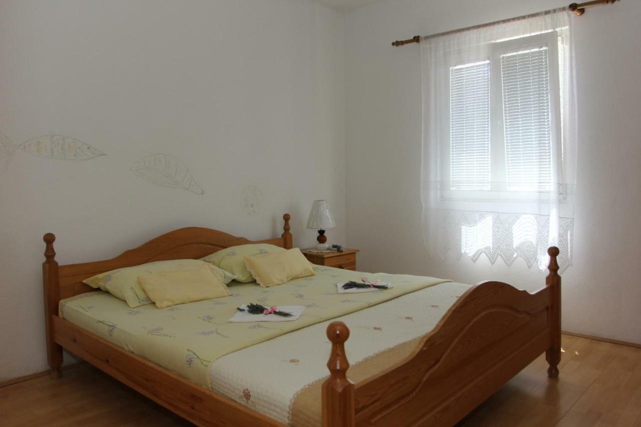 Apartmani Vesna Supetar Εξωτερικό φωτογραφία