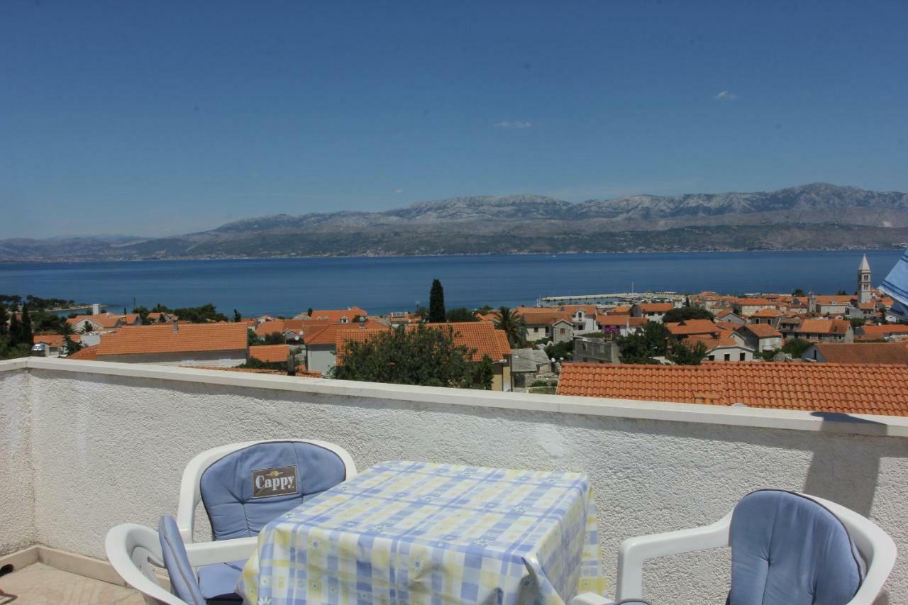 Apartmani Vesna Supetar Εξωτερικό φωτογραφία