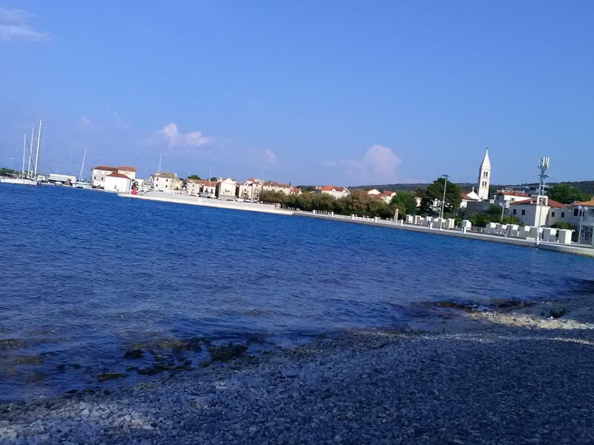Apartmani Vesna Supetar Εξωτερικό φωτογραφία